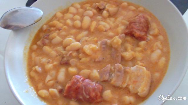 Alubias estofadas receta tradicional