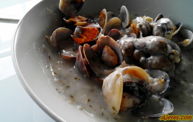 almejas a la marinera